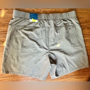 Old Navy XL Men's Gray Shorts